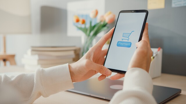 Como Usar o 13º Salário com Equilíbrio e Inteligência Financeira Imagem do artigo