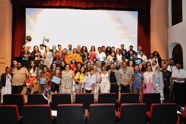 16º Festival de Cinema de Triunfo encerra com homenagens e premiações emocionantes 16º Festival de Cinema de Triunfo encerra com homenagens e premiações emocionantes