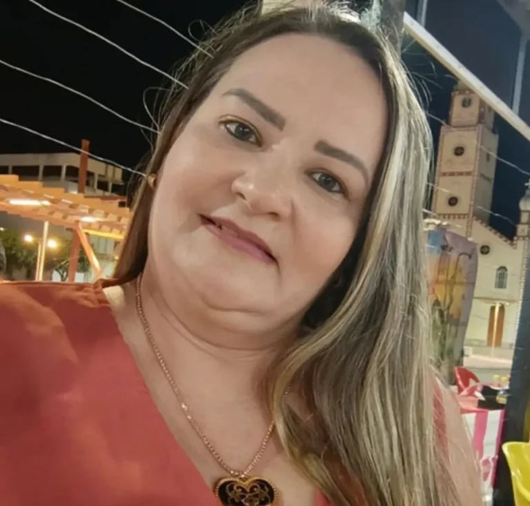 Ariane Albuquerque Assume a Educação em Iguaracy: Impacto Cultural em Brejo da Madre de Deus