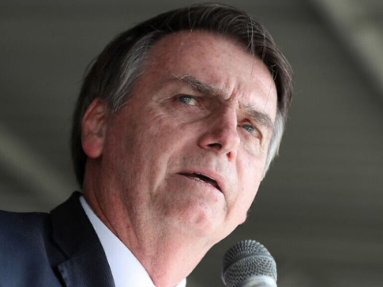 Estado de Saúde de Jair Bolsonaro: Médicos Atualizam Informações Após Cirurgia