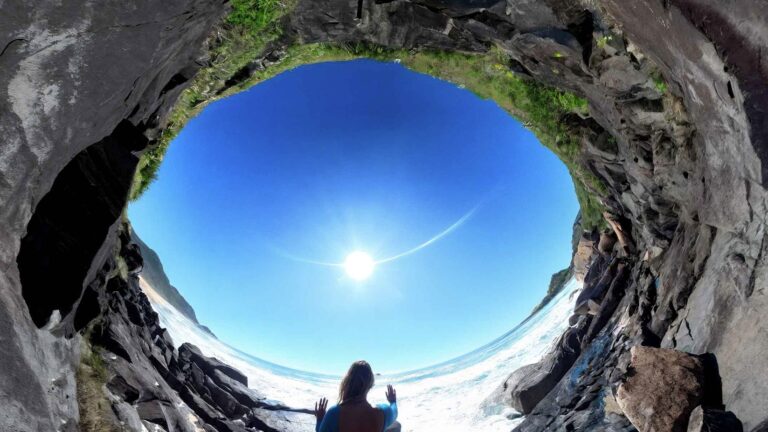 Exposição 'Entre Águas e Terras': Uma Reflexão Urgente sobre o Meio Ambiente