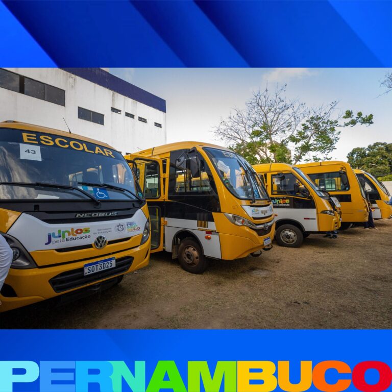 Governo de Pernambuco Entrega Novos Ônibus Escolares em Paulista: Investimentos Superam R$ 4,5 Milhõ