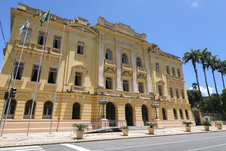 Pernambuco Anuncia Ponto Facultativo nas Festas de Fim de Ano