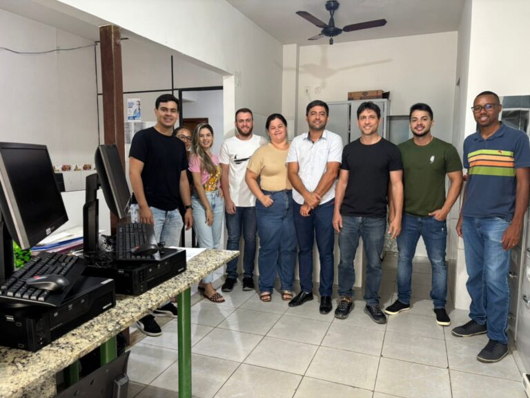 Secretaria de Saúde Moderniza UBS do Centro e Setor de Transportes com Novos Computadores