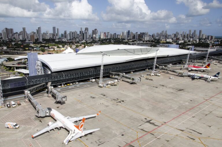 Aeroporto do Recife: Projeções de 10 Milhões de Passageiros em 2026