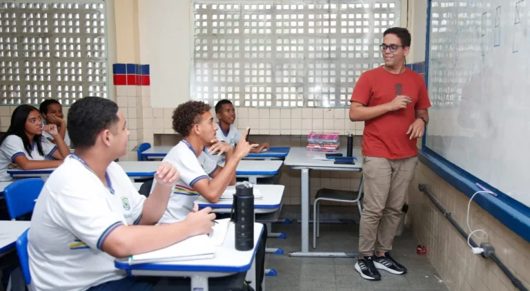 Avaliação de Desempenho na Educação de Pernambuco: Início em Janeiro de 2026