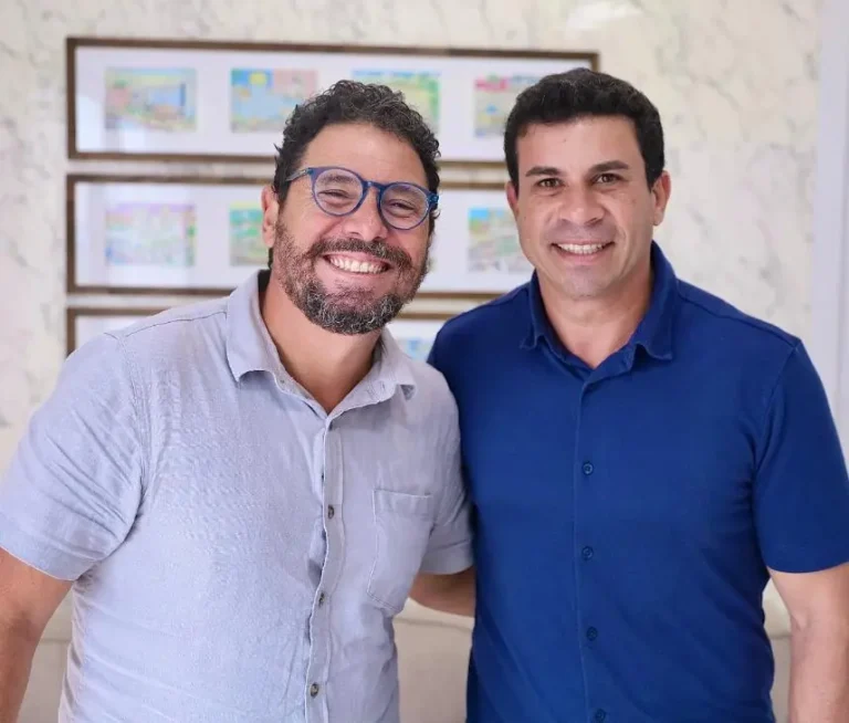 Carlos Veras, do PT, Dialoga com Ivan Moraes do PSOL sobre Eleições em Pernambuco Carlos Veras, do PT, Dialoga com Ivan Moraes do PSOL sobre Eleições em Pernambuco