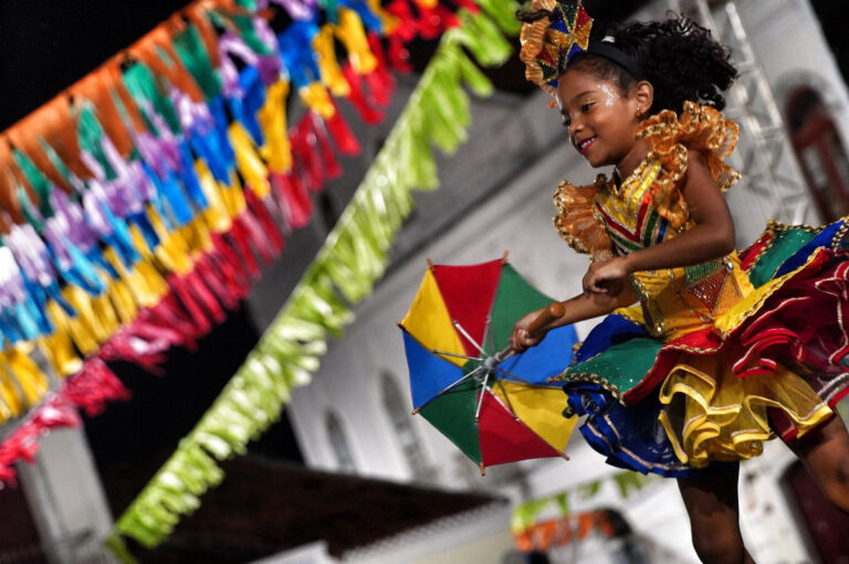 Carnaval de 2026: Expectativa de Crescimento para Bares e Restaurantes em Pernambuco