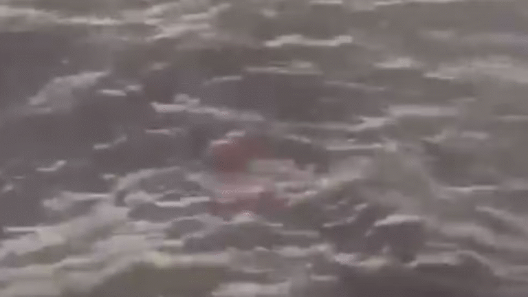 Corpo de Homem é Encontrado na Praia de Pau Amarelo - Grande Recife em Alerta