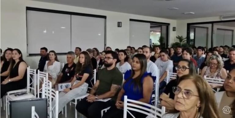 Formiguinhas do Turismo: Capacitação Gratuita Revoluciona o Setor em Andradas Formiguinhas do Turismo: Capacitação Gratuita Revoluciona o Setor em Andradas