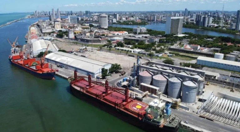 Governo de Pernambuco e Ministério de Portos Iniciam Dragagem Histórica no Porto do Recife