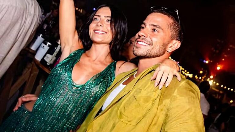 Jade Picon e André Lamoglia celebram Réveillon romântico em Pernambuco