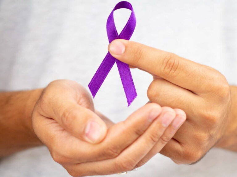 Janeiro Roxo: SES-PE Oferece Exames Gratuitos para Hanseníase em Ação na Praça do Carmo