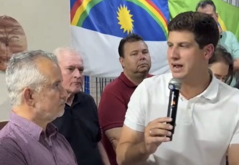 João Campos Ganha Apoio do Prefeito Júnior Vaz em Nova Etapa Política