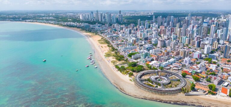 João Pessoa: Atrações Turísticas e Desafios Urbanos em Foco