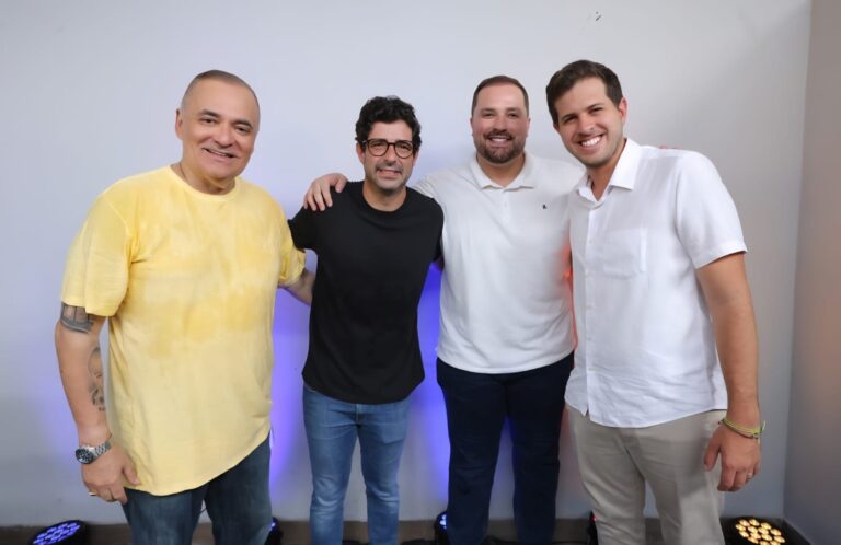 Marco Aurélio e Filho Declaram Apoio à Reeleição de Rodrigo Farias e Pedro Campos