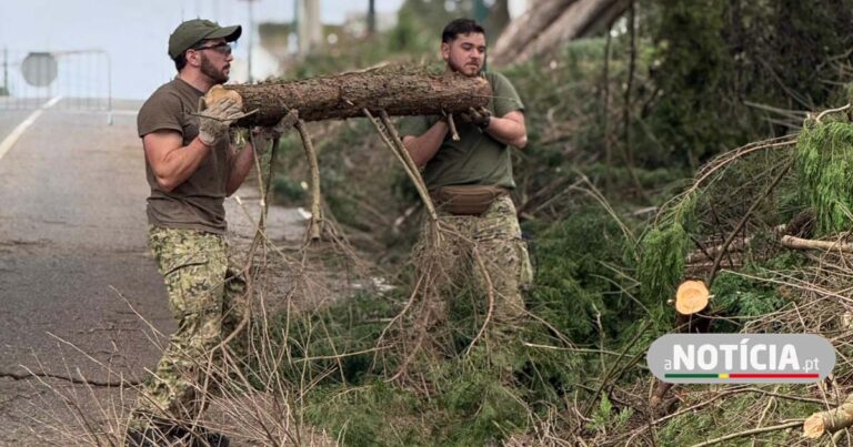 Marinha Ativa em Resposta à Depressão Kristin: Apoio Emergencial às Comunidades Atingidas