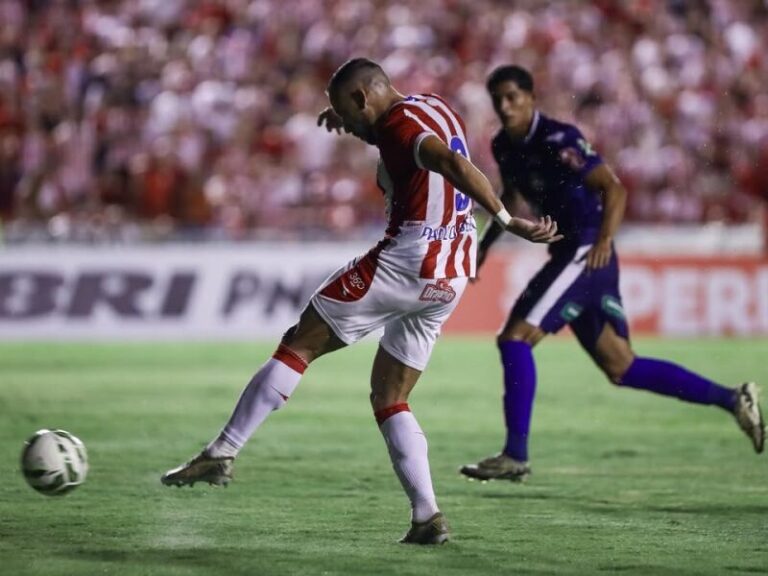 Náutico Inicia o Pernambucano com Vitória sobre Maguary: Dois Gols de Paulo Sérgio