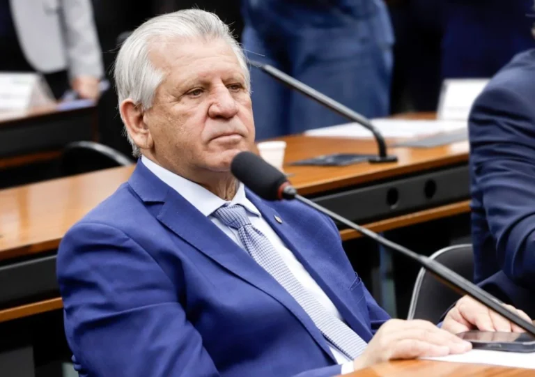 O Agronegócio Brasileiro e o Superávit Comercial de 2025: Um Marco Histórico O Agronegócio Brasileiro e o Superávit Comercial de 2025: Um Marco Histórico