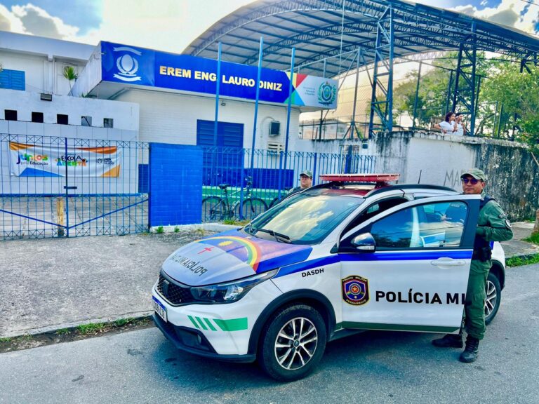 Patrulha Escolar da PMPE Aumenta Policiamento em 300% nas Escolas de Pernambuco
