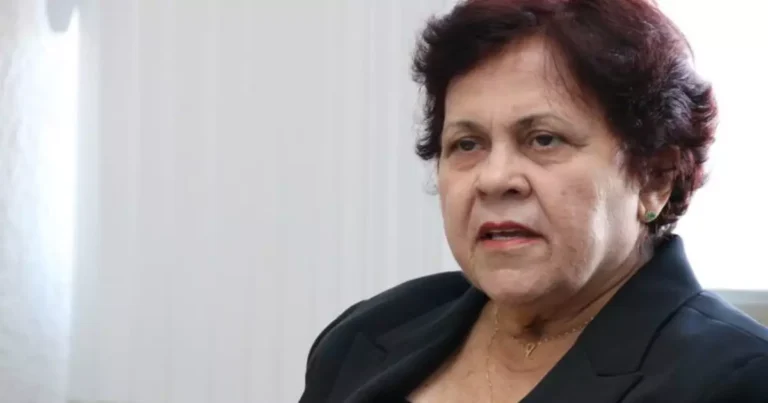 Polêmica em Recife: Nomeação de Filho de Procuradora e Mudança em Regras de Concurso