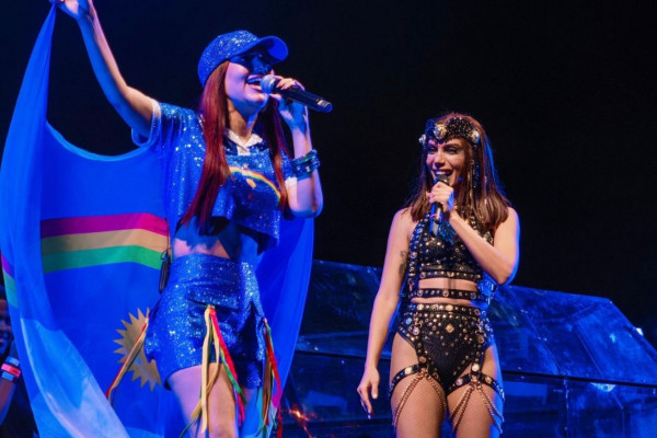 Priscila Senna Brilha em Ensaios da Anitta no Recife: Uma Celebração Musical Priscila Senna Brilha em Ensaios da Anitta no Recife: Uma Celebração Musical