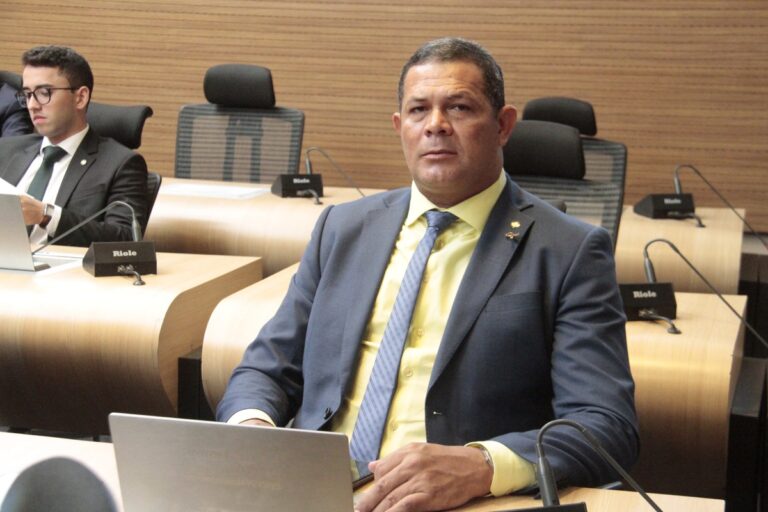 Programa Bolsa Azul: Iniciativa de Inclusão Social para Pessoas com TEA em Recife