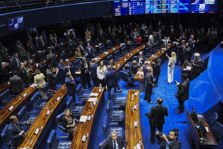 PT e PL Focam em Alianças para 2026 em vez de Candidaturas Próprias