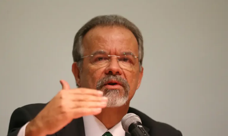 Raul Jungmann, Ex-Ministro e Deputado Federal, Falece aos 73 Anos