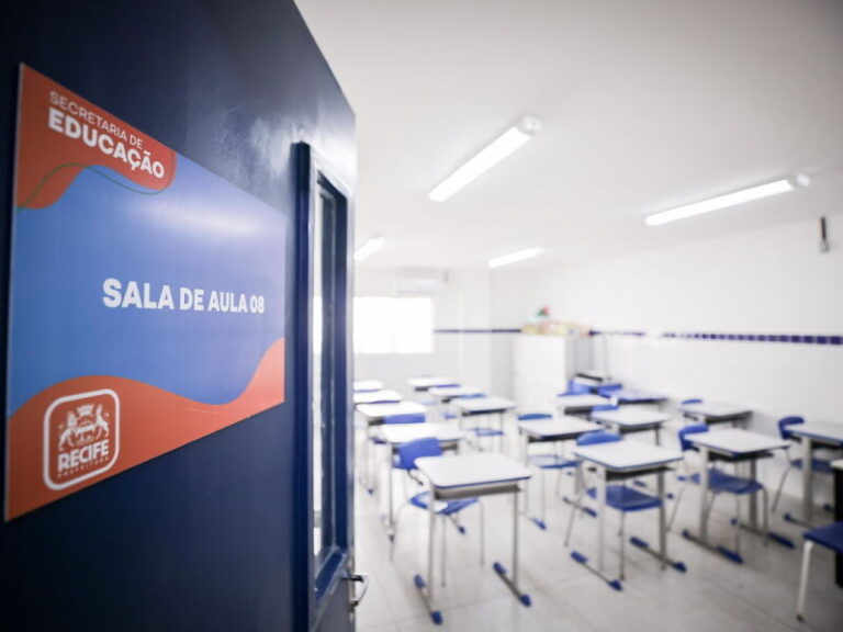 Recife Convoca mais de 500 Profissionais para Educação Municipal