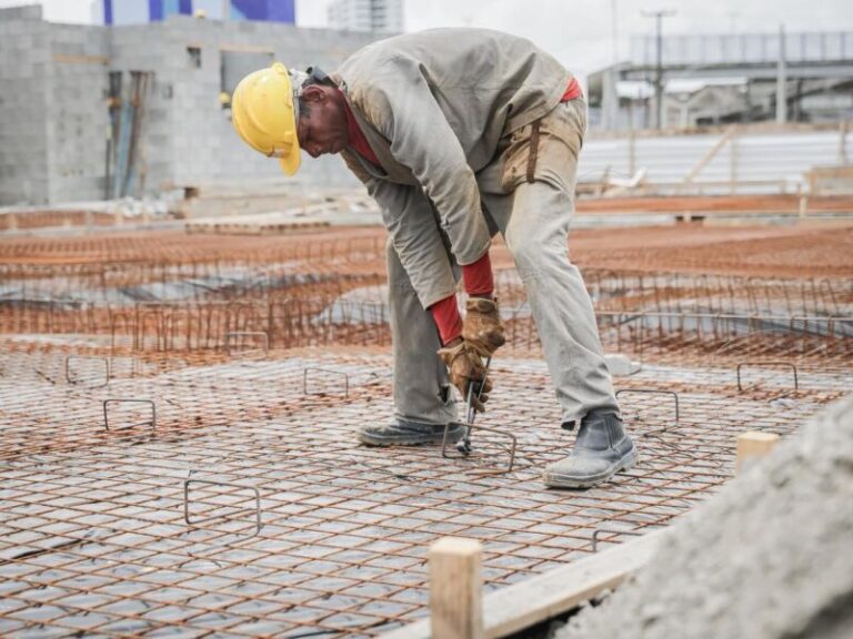 Recife Gerou Um em Cada Três Empregos Formais de Pernambuco em 2025