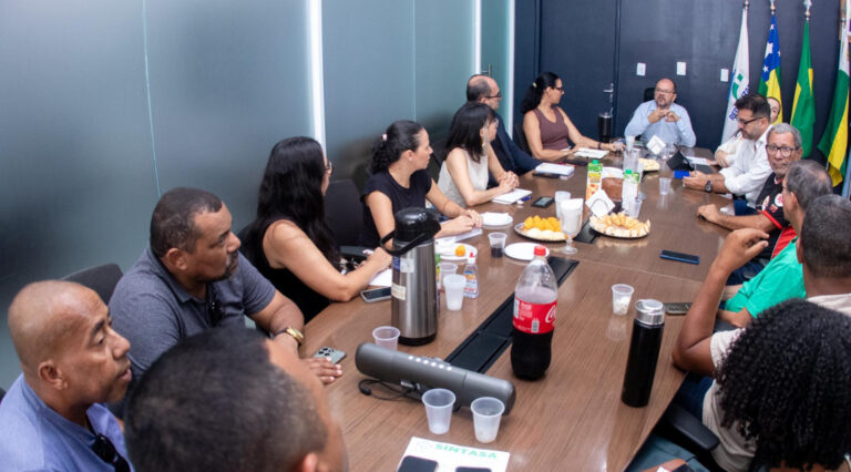 Secretaria da Saúde de Sergipe Promove Diálogo com Sindicatos para Melhorias na Saúde