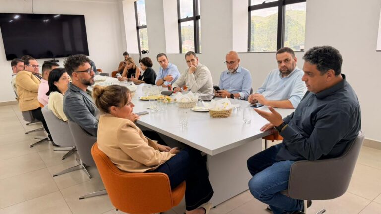 Secretária de Cultura e Turismo de Minas Gerais Visita Poços de Caldas e Fortalece Parcerias