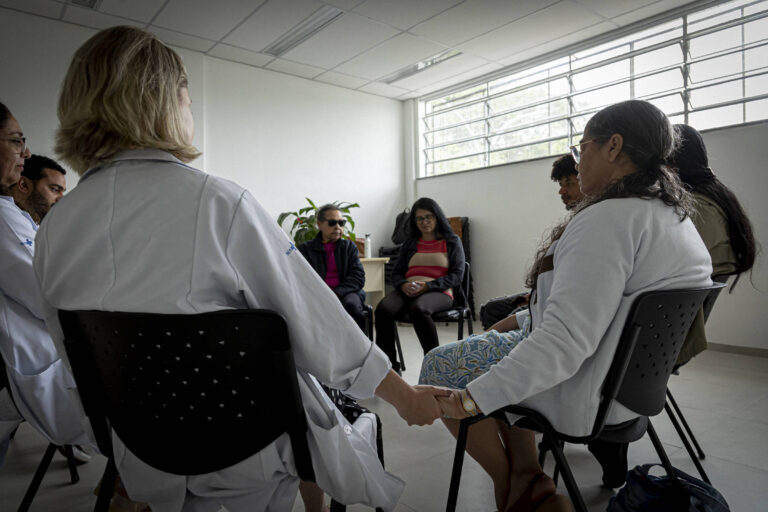 Terapia em Grupo para Enlutados: Uma Luz na Superação da Dor em São Paulo