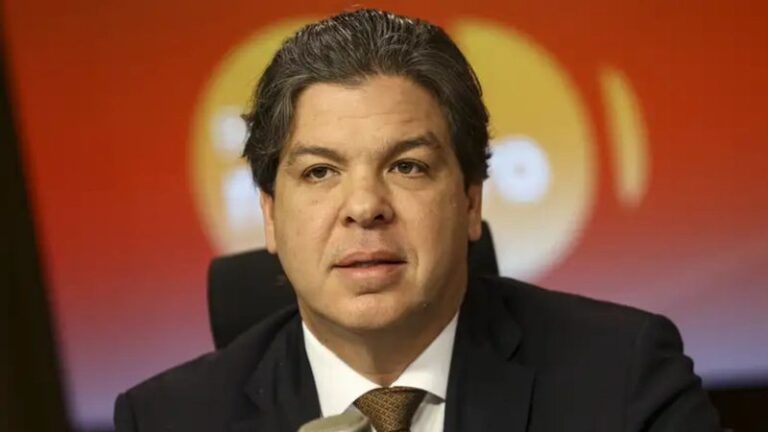 Capacitação da Carreta Digital em Recife: Inclusão Tecnológica para Pessoas Trans e Travestis Capacitação da Carreta Digital em Recife: Inclusão Tecnológica para Pessoas Trans e Travestis