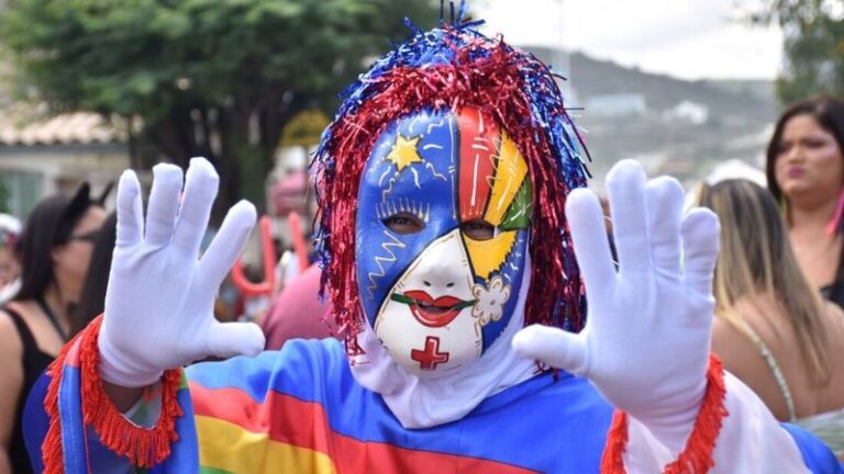 Carnaval 2026: Horários do Comércio e Serviços Públicos em Pernambuco