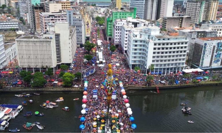 Carnaval de Pernambuco: Números Impressionantes Superam Expectativas Carnaval de Pernambuco: Números Impressionantes Superam Expectativas