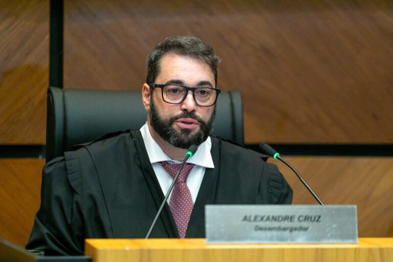 Carnaval: Direito, Cultura e Dignidade no Brasil em Debate