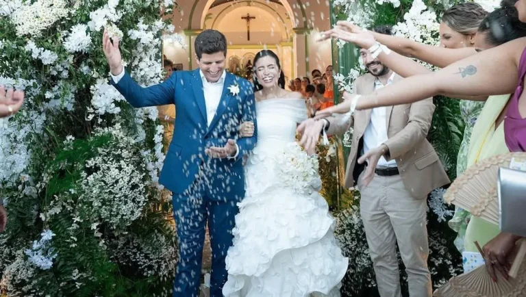 Casamento de João Campos e Tabata Amaral em Pernambuco: Celebração de Amor e Política Casamento de João Campos e Tabata Amaral em Pernambuco: Celebração de Amor e Política