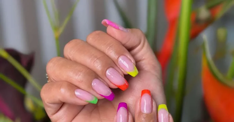 Carnaval 2026: As Unhas Brilhantes que Prometem Ser a Sensação da Folia Imagem do artigo