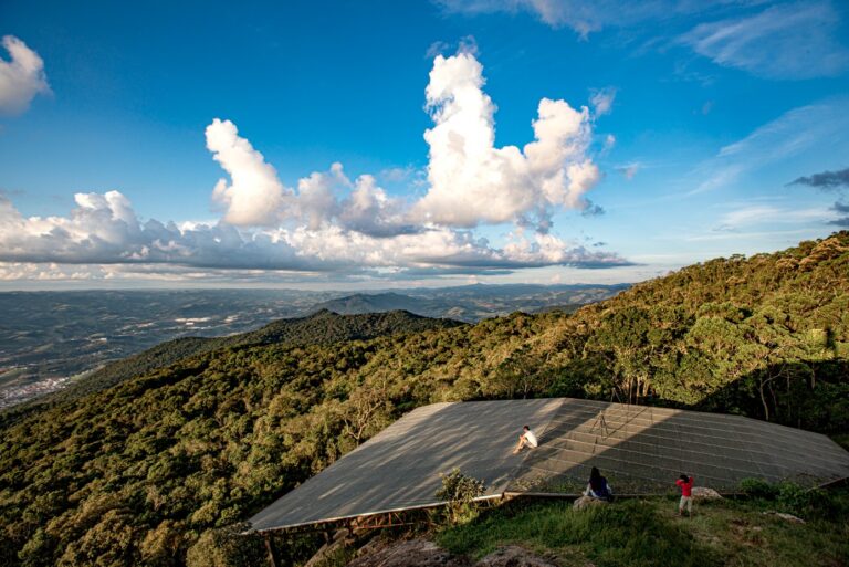 Descubra os Novos Roteiros Padronizados de Extrema: Natureza, Cultura e Sabores Descubra os Novos Roteiros Padronizados de Extrema: Natureza, Cultura e Sabores