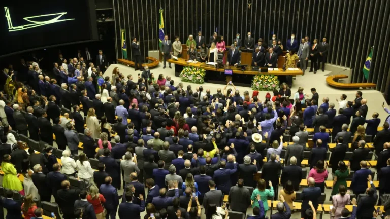 Emendas-Bolsão: A Polêmica da Falta de Transparência no Congresso em 2025 Emendas-Bolsão: A Polêmica da Falta de Transparência no Congresso em 2025