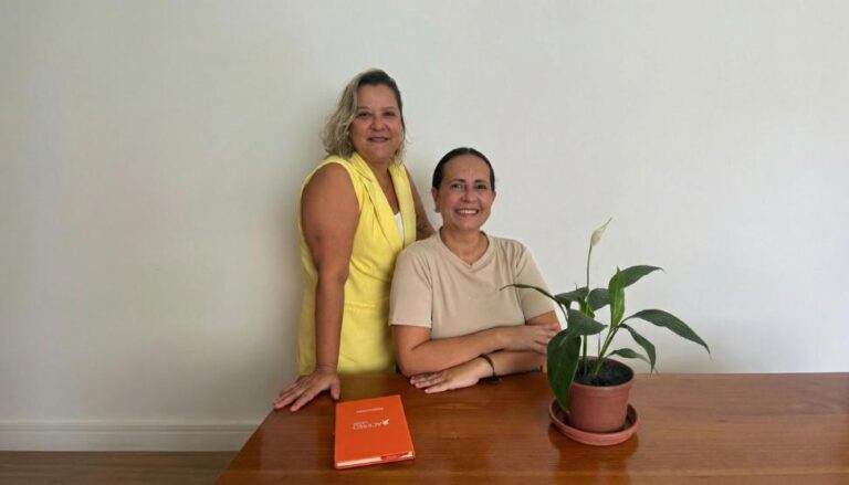 Empreendedorismo Feminino na Saúde: A Jornada de Kenya e Alessandra Empreendedorismo Feminino na Saúde: A Jornada de Kenya e Alessandra