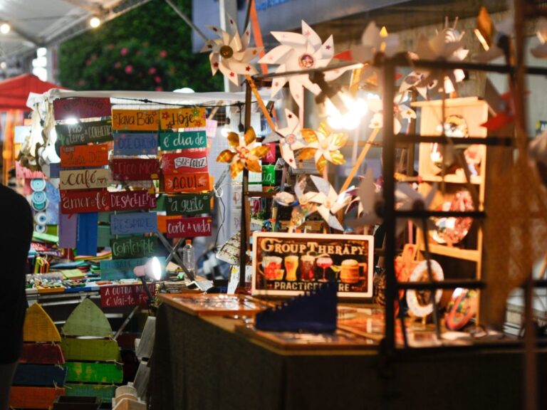 Feira Cultural Arte na Rua é Realocada pela Prefeitura de Garopaba para Novo Trecho da Maria Alberti