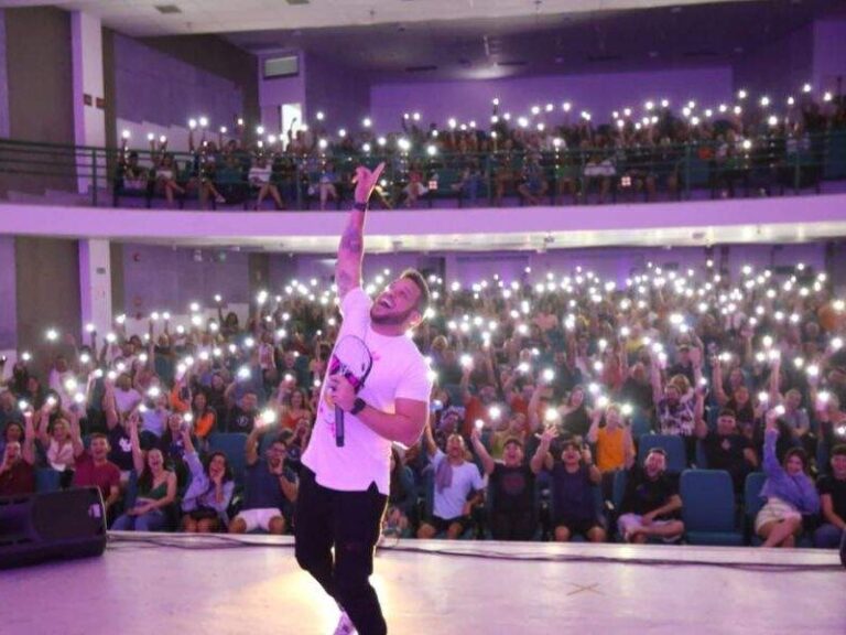 Flávio Andradde Leva Humor ao Recife com 'Que Rolê Foi Esse?!'