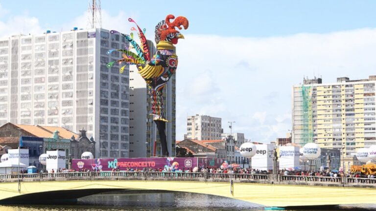 Galo da Madrugada: Uma Homenagem à Saúde Mental e ao Legado de Dom Helder Câmara