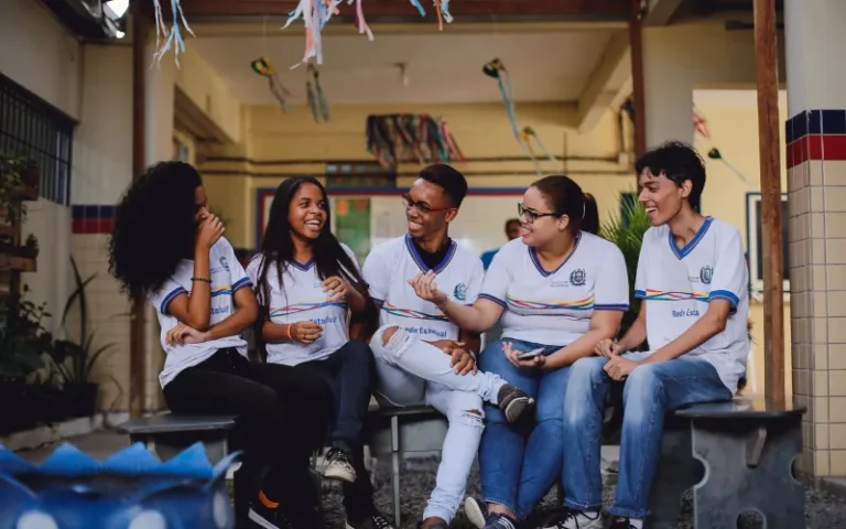 Governo de Pernambuco Lança Benefício do Pix Tênis para Estudantes em 2026