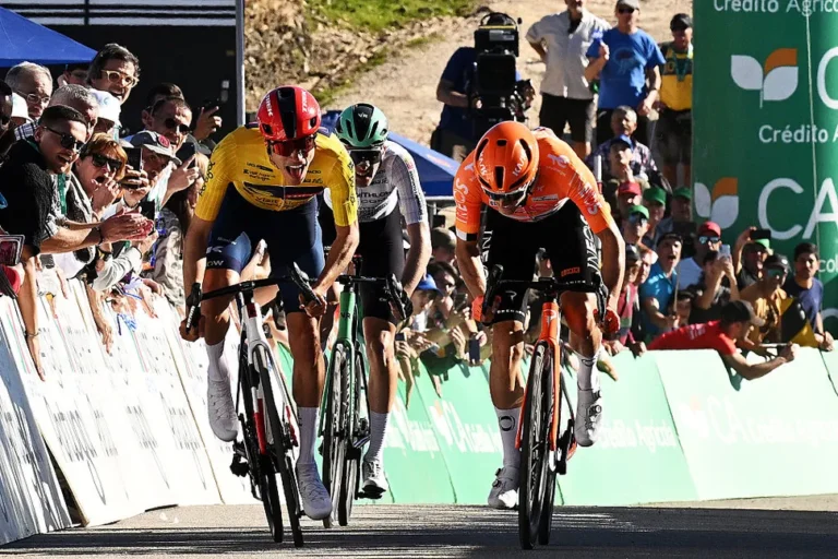 Juan Ayuso Brilha no Malhão e Conquista a Volta ao Algarve 2026