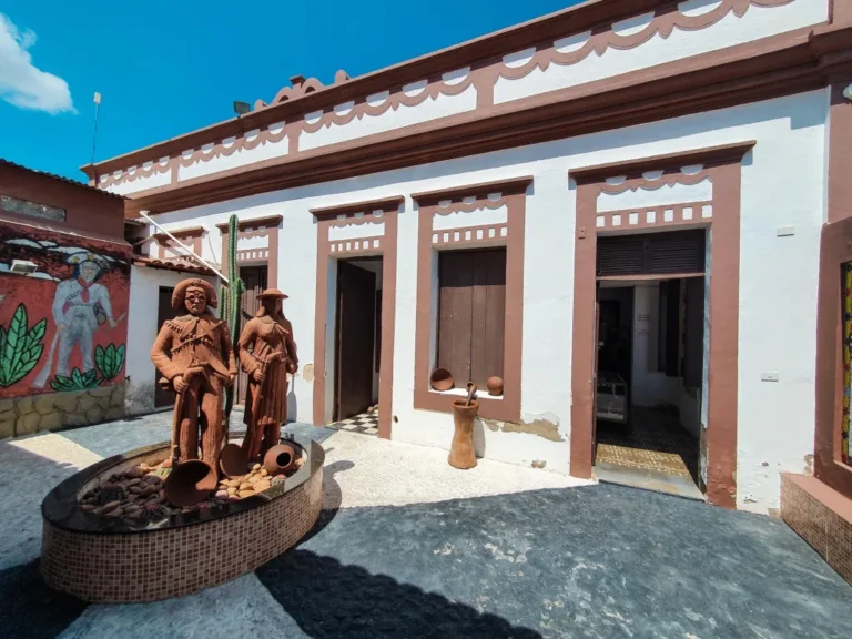 Prefeitura de Serra Talhada Investirá R$ 687 Mil na Cultura Local Prefeitura de Serra Talhada Investirá R$ 687 Mil na Cultura Local