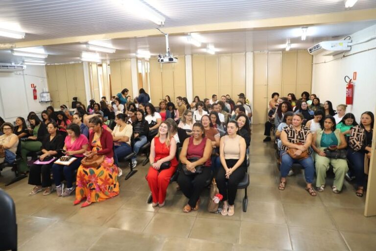 Professores Tomam Posse e Reforçam a Educação em Ribeirão das Neves